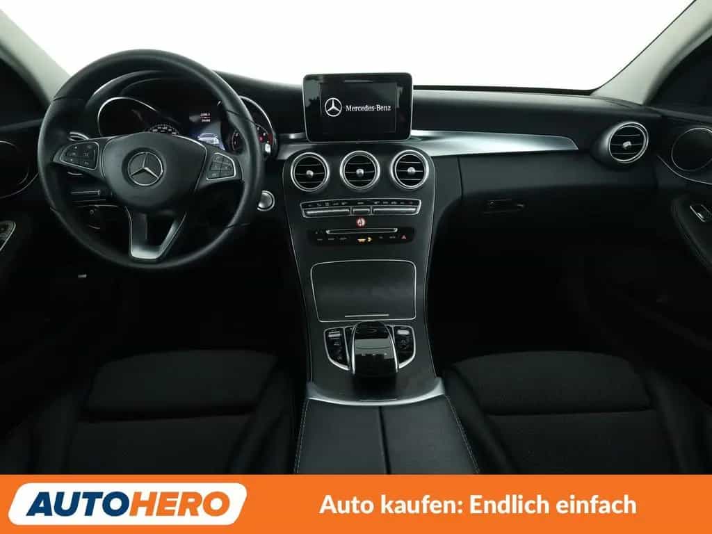 Mercedes-Benz C 180 CGI Avantgarde Aut.*LED*PDC*NAVI*SHZ*TEMPO 08/2018-photo-11