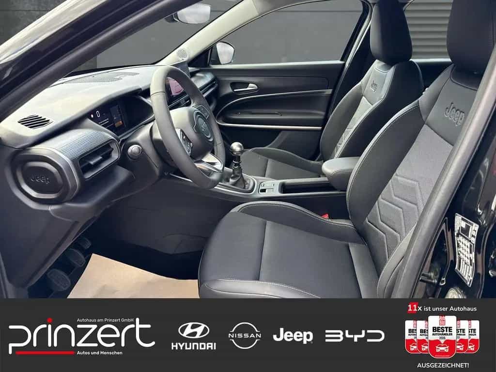 Jeep Avenger 1.2 T-GDI MT6 "Altitude" Winter-Paket 01/2024-photo-4