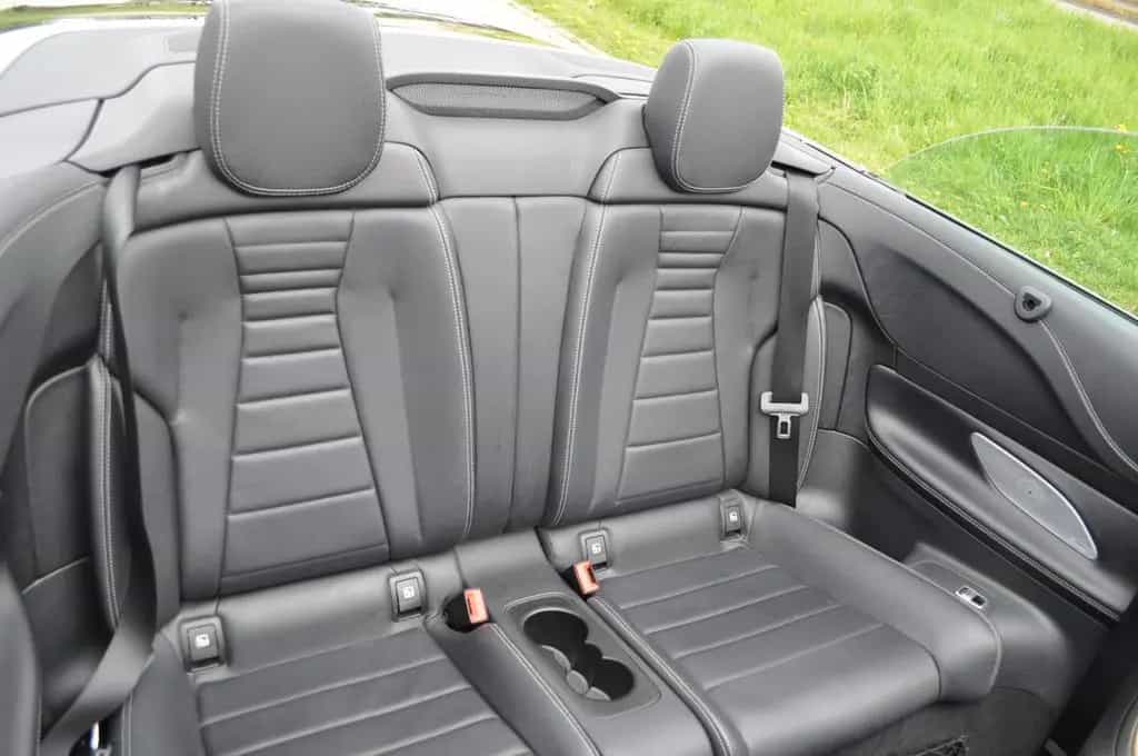 Mercedes-Benz E-Class 200 Cabrio AMG Line 03/2018-photo-16
