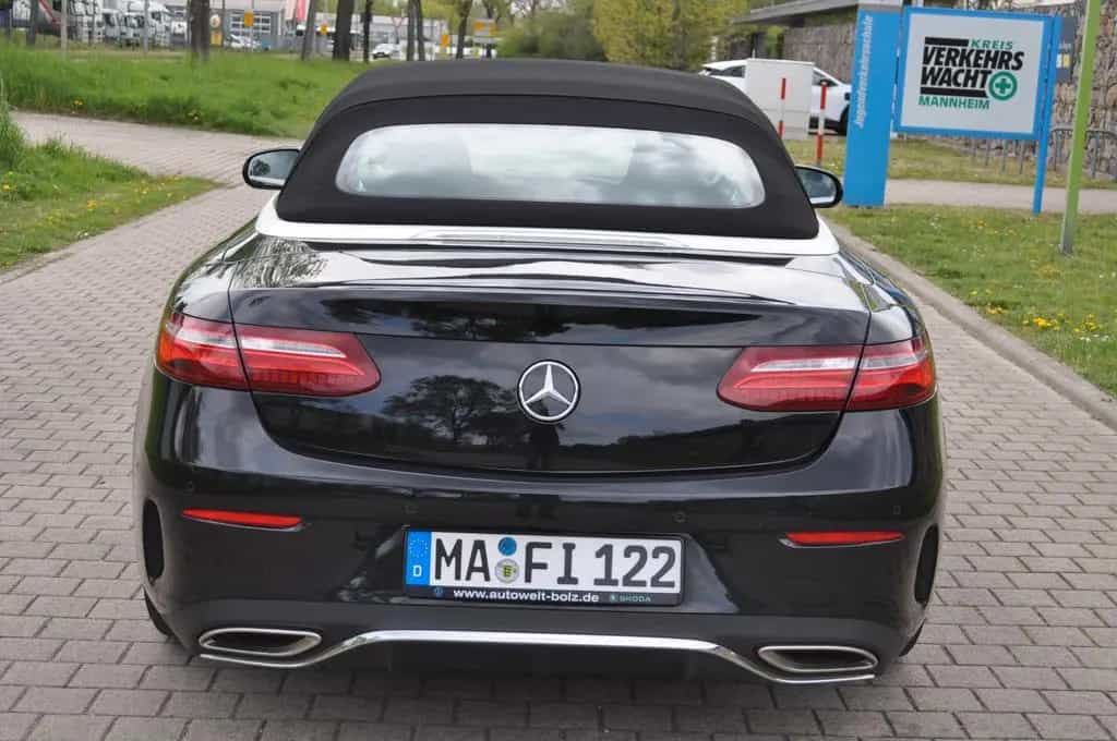Mercedes-Benz E-Class 200 Cabrio AMG Line 03/2018-photo-5