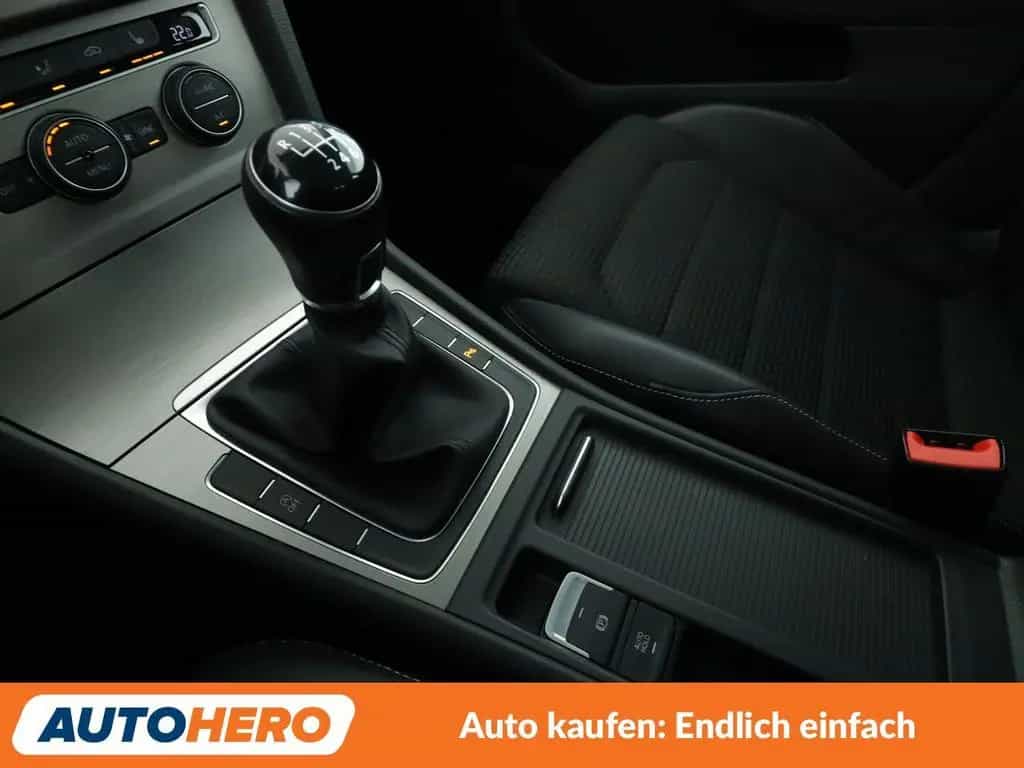 Volkswagen Golf VII 1.2 TSI Comfortline BMT *LED*TEMPO*PDC* 12/2016-photo-22