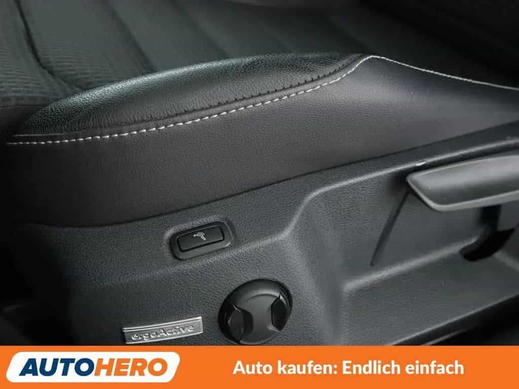 Volkswagen Golf VII 1.2 TSI Comfortline BMT *LED*TEMPO*PDC* 12/2016-photo-24