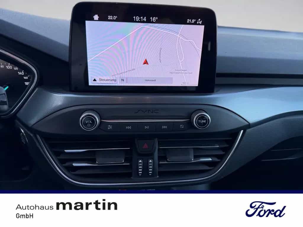 Ford Focus 1.0 Active PDC SHZ KAMERA NAVI ACC B&O LED 06/2019-photo-16
