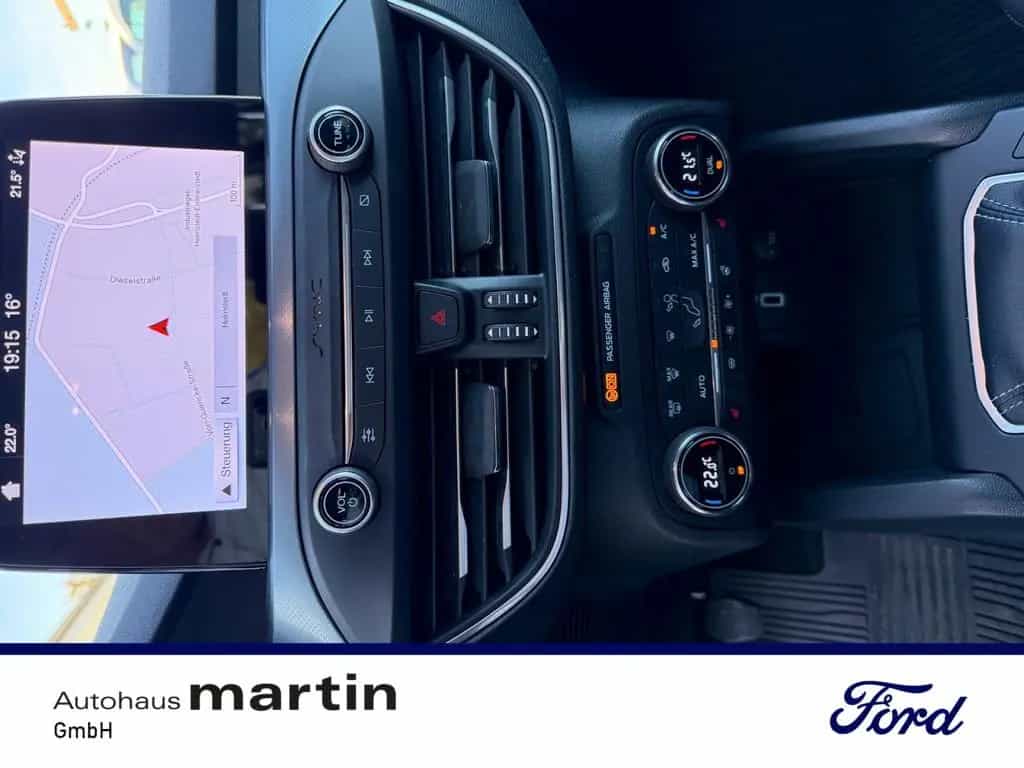Ford Focus 1.0 Active PDC SHZ KAMERA NAVI ACC B&O LED 06/2019-photo-20