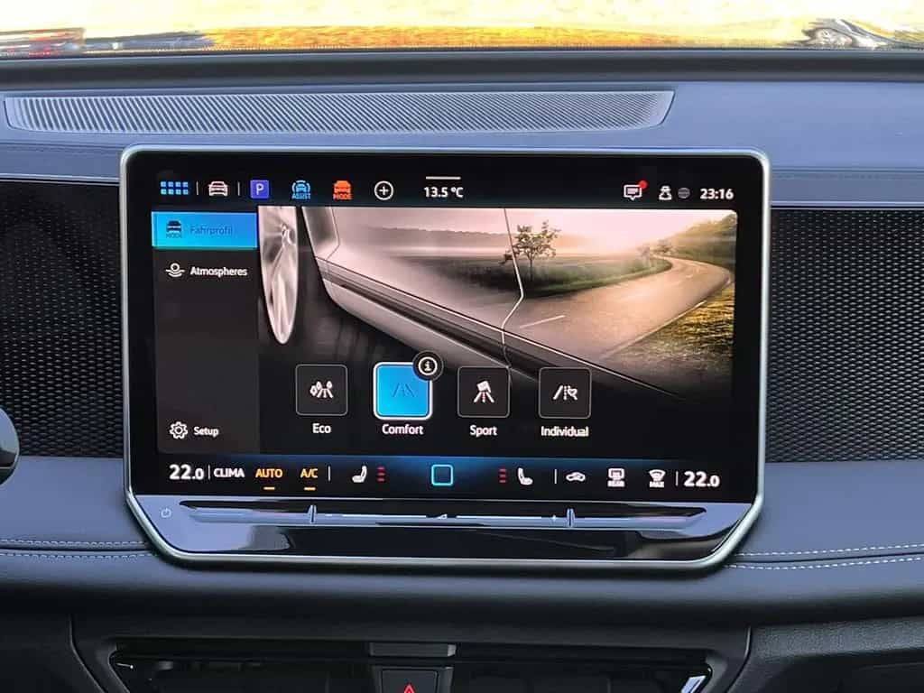 Volkswagen Tiguan 1.5 eTSI DSG Life Edition LED PLUS 18" Al null-photo-21