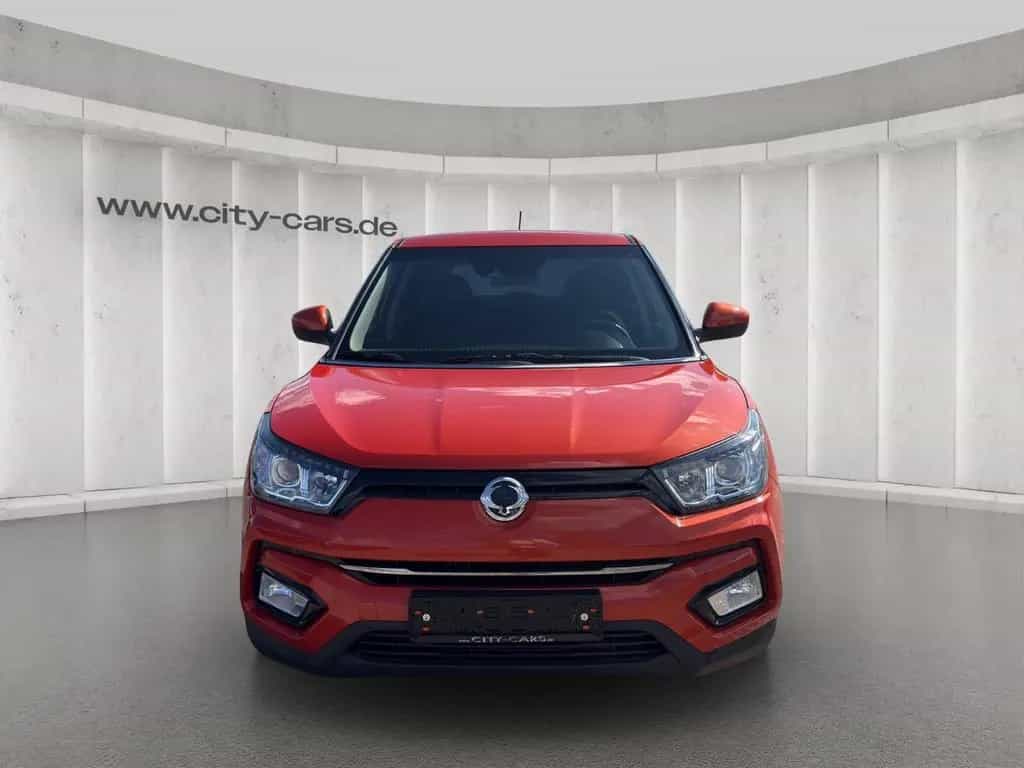 Ssangyong Tivoli 1.6 Quartz*2WD*Navi*Cam* 6525 Km 06/2019-photo-1