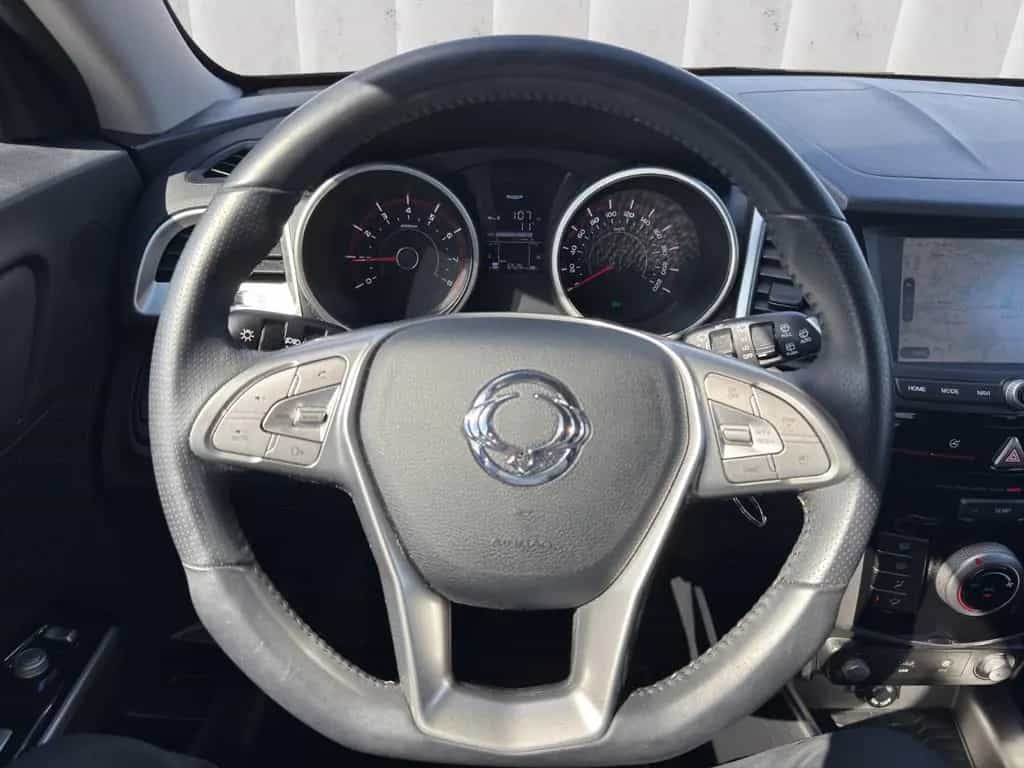 Ssangyong Tivoli 1.6 Quartz*2WD*Navi*Cam* 6525 Km 06/2019-photo-14