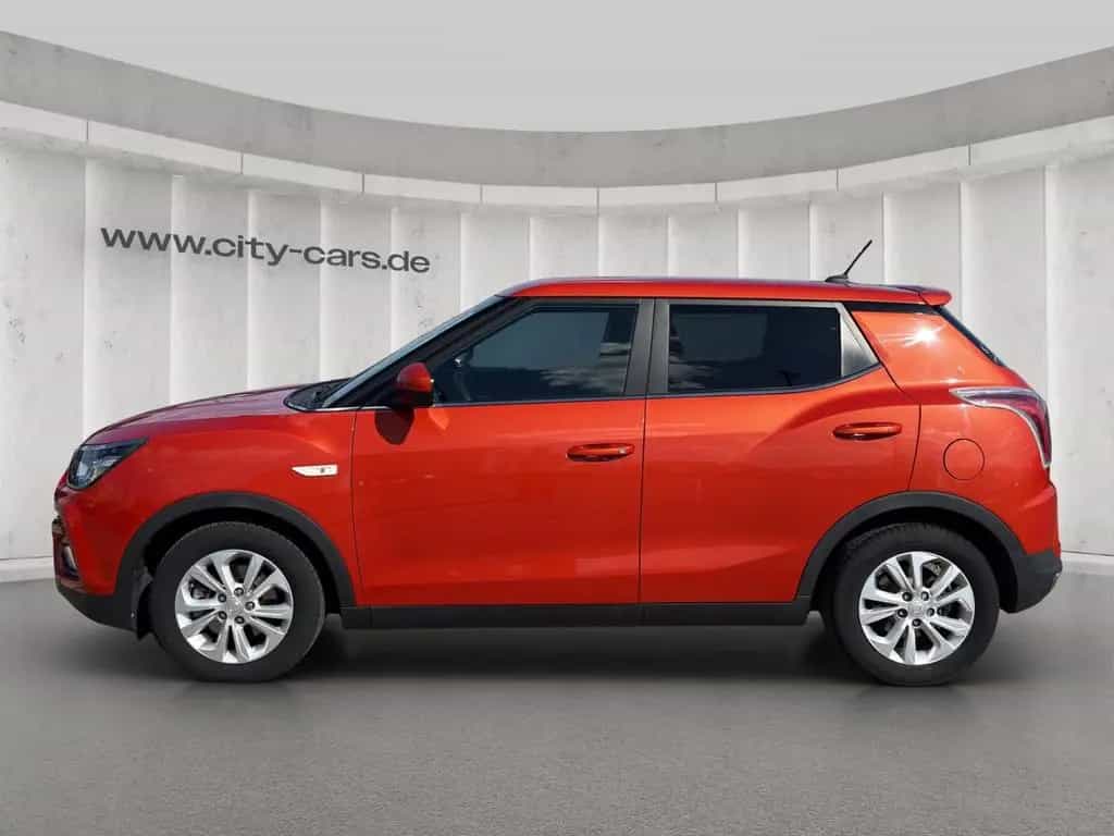 Ssangyong Tivoli 1.6 Quartz*2WD*Navi*Cam* 6525 Km 06/2019-photo-2