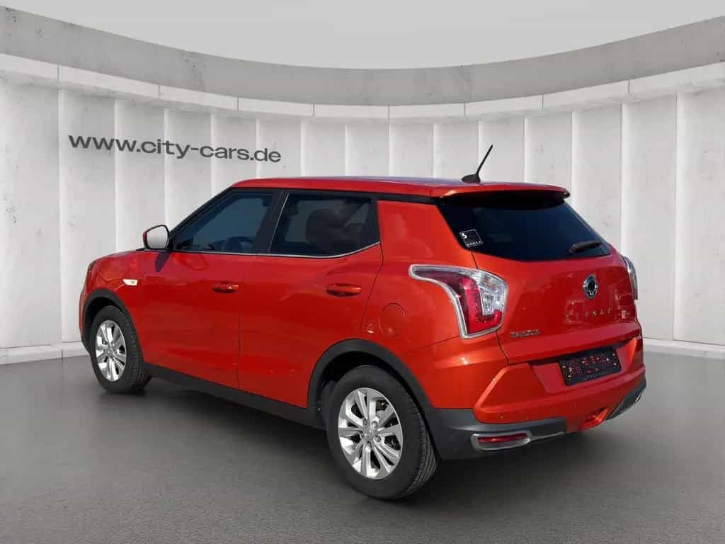 Ssangyong Tivoli 1.6 Quartz*2WD*Navi*Cam* 6525 Km 06/2019-photo-3