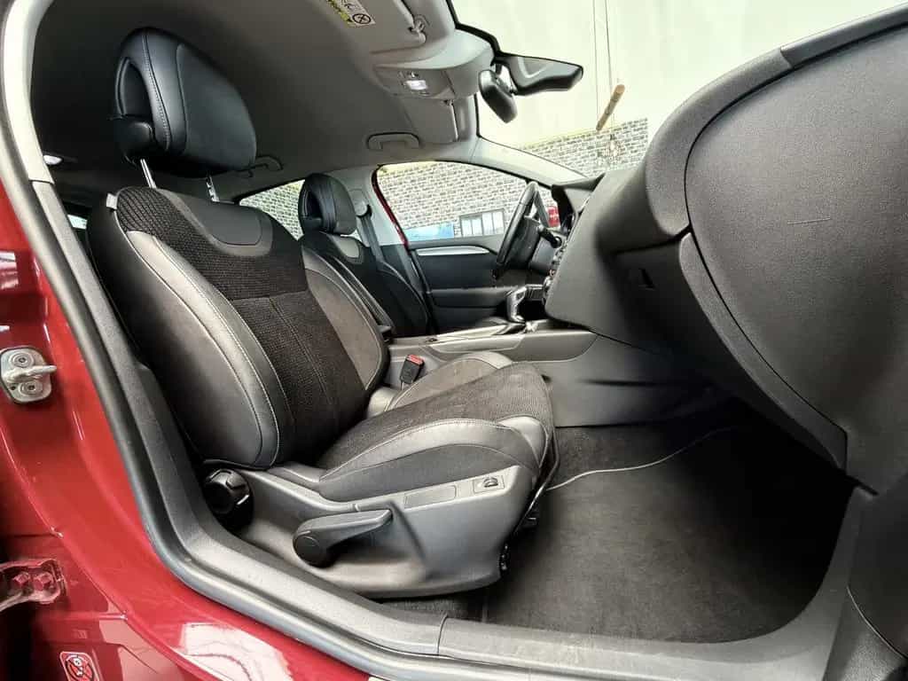 Citroën C4 Shine MASSAGE|SHZ|NAVI|AUTOMATIK 07/2016-photo-11