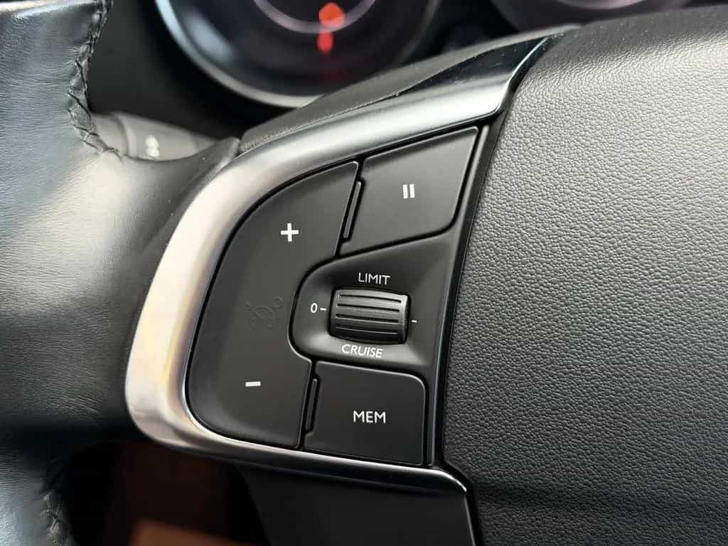 Citroën C4 Shine MASSAGE|SHZ|NAVI|AUTOMATIK 07/2016-photo-21