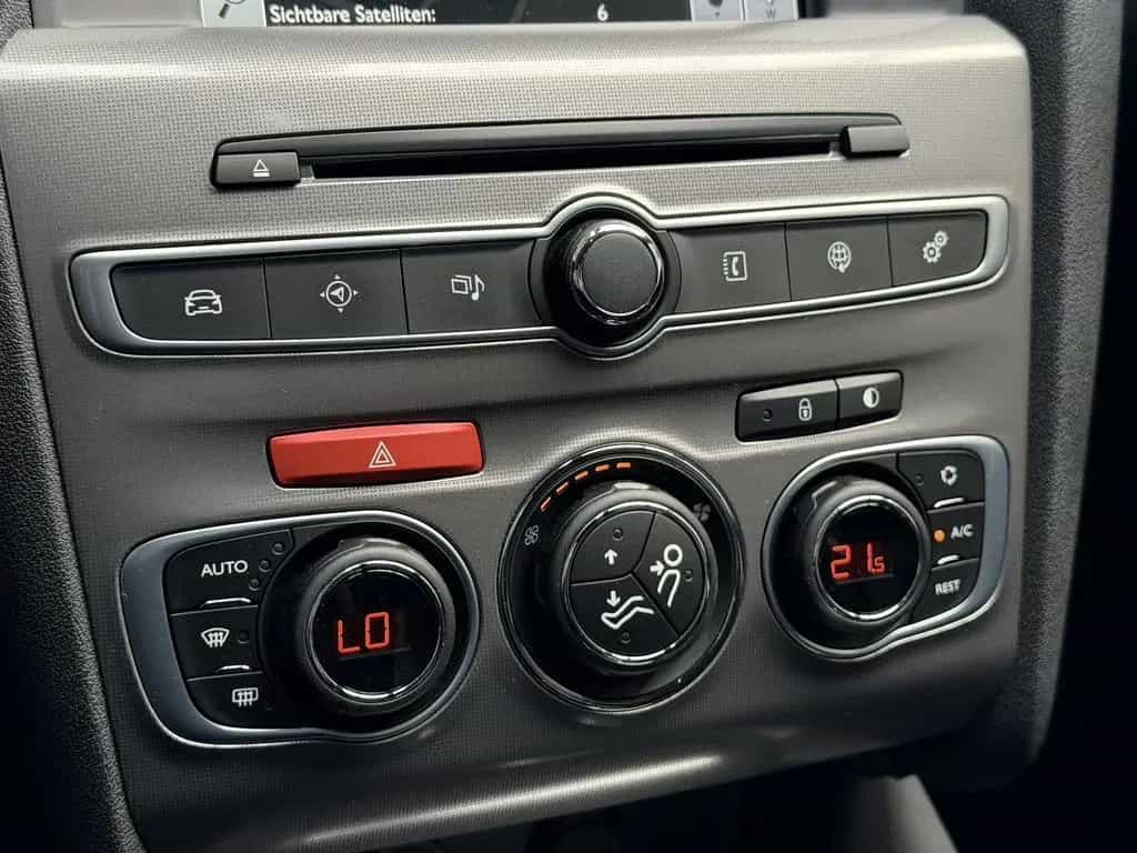 Citroën C4 Shine MASSAGE|SHZ|NAVI|AUTOMATIK 07/2016-photo-24