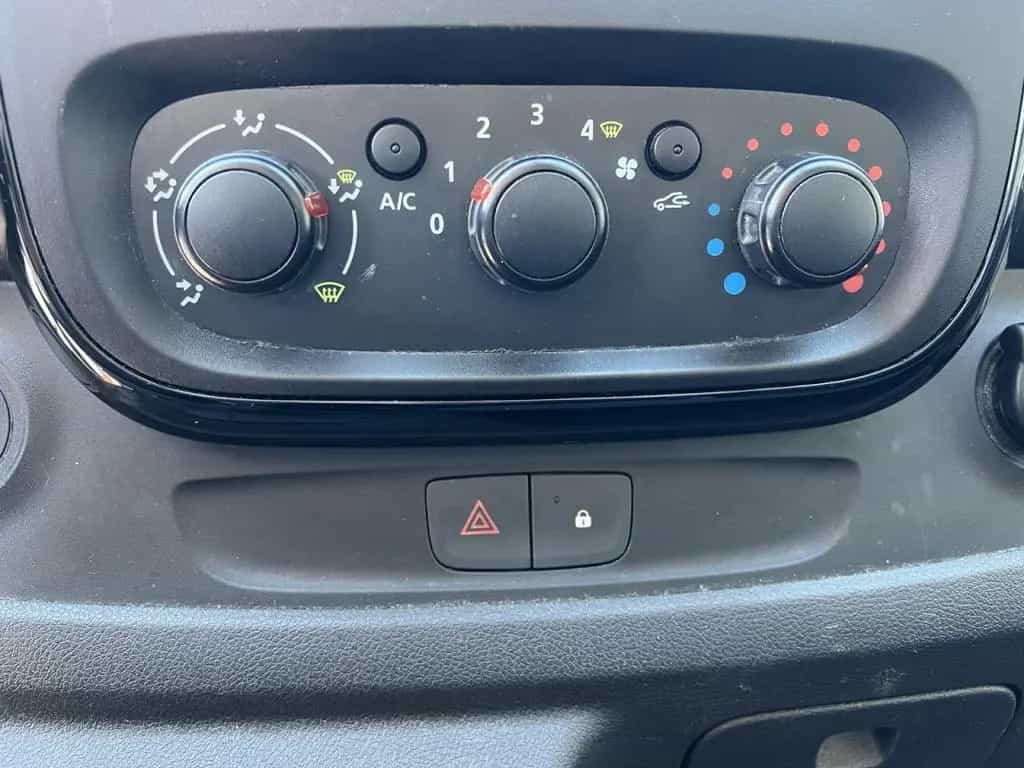 Opel Vivaro B Kasten/Kombi Kasten L1H1 2,9t*Navi*PDC 11/2019-photo-15