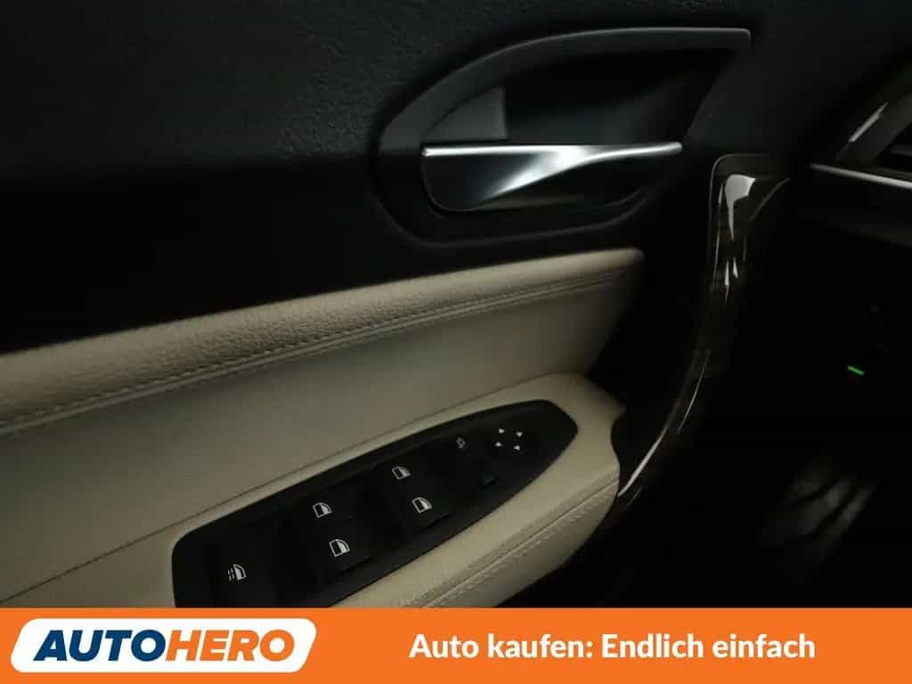 BMW 2 Series M240i Aut.*NAVI*BI-XENON*TEMPO*CAM*PDC*SHZ* 08/2016-photo-27
