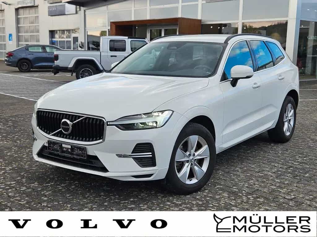 Volvo XC 60 Momentum Pro 2WD 02/2022-photo-0