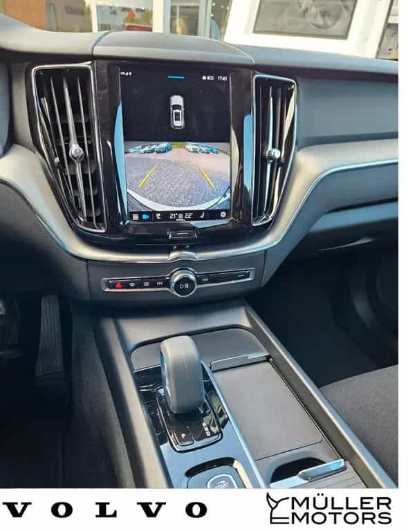 Volvo XC 60 Momentum Pro 2WD 02/2022-photo-17