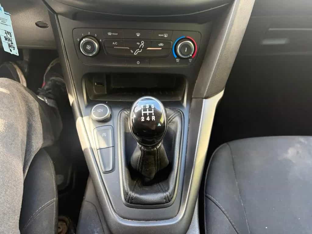 Ford Focus Lim. 1.0 EcoBoost Trend 01/2017-photo-14