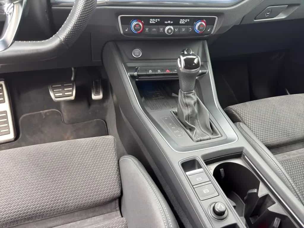 Audi Q3 40 TFSI quattro S tronic S line AHK*MATRIX*NA 10/2019-photo-14
