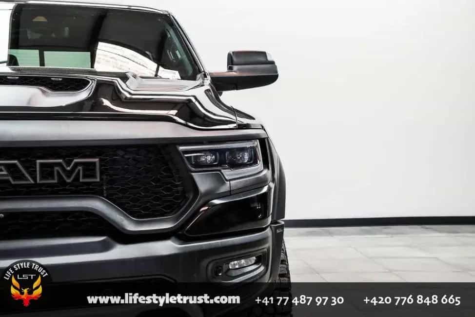 Dodge RAM 1500 TRX 6.2LV8 LEVEL 2 - HUD - € 73.500 T1 06/2021-photo-3