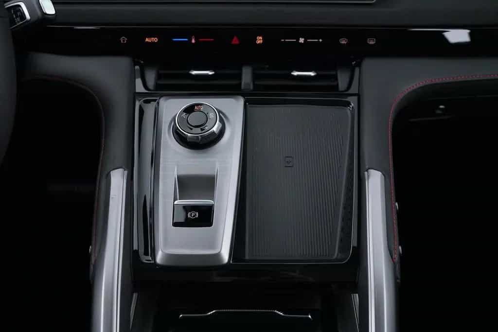 Maxus T60 MAX LUXURY 2.0DIESEL AUT. 4WD 360°KAMERA null-photo-28