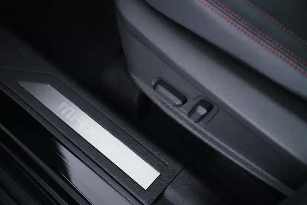 Maxus T60 MAX LUXURY 2.0DIESEL AUT. 4WD 360°KAMERA null-photo-8