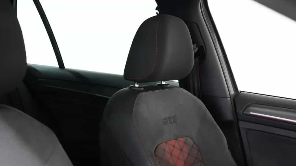 Volkswagen Golf GTI TCR*AKRAPOVIC*PANO*R.KAM**VIRTUAL*NAVI* 11/2019-photo-16