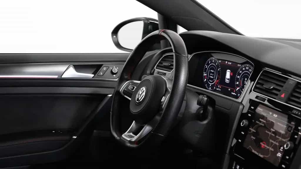 Volkswagen Golf GTI TCR*AKRAPOVIC*PANO*R.KAM**VIRTUAL*NAVI* 11/2019-photo-21