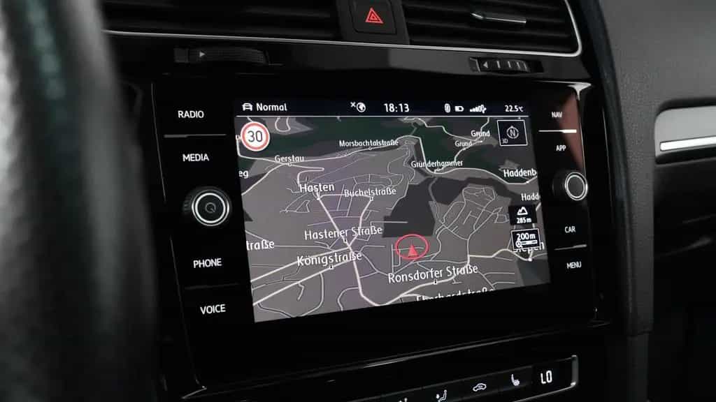 Volkswagen Golf GTI TCR*AKRAPOVIC*PANO*R.KAM**VIRTUAL*NAVI* 11/2019-photo-24