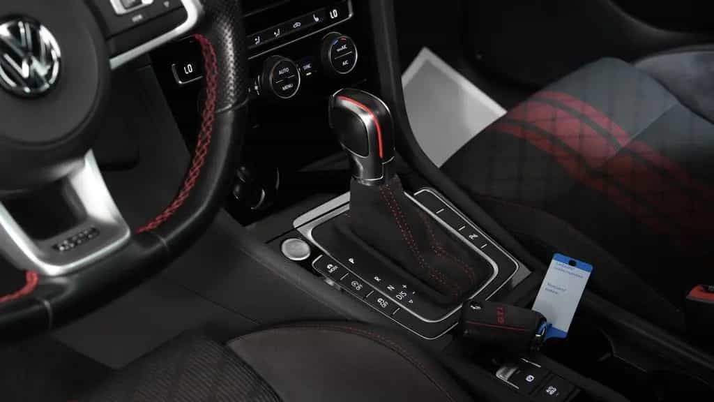 Volkswagen Golf GTI TCR*AKRAPOVIC*PANO*R.KAM**VIRTUAL*NAVI* 11/2019-photo-26