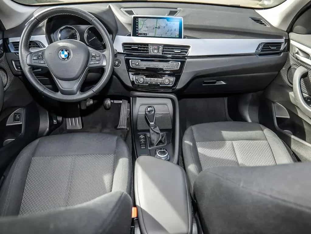 BMW X1 sDrive18i Advantage+AHK+SHZ+PDC+Tempomat+DAB+ 04/2021-photo-1