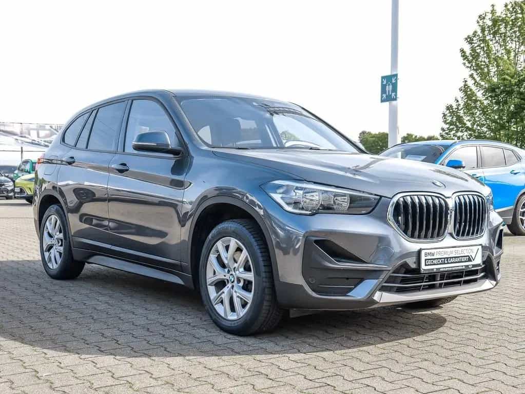 BMW X1 sDrive18i Advantage+AHK+SHZ+PDC+Tempomat+DAB+ 04/2021-photo-4