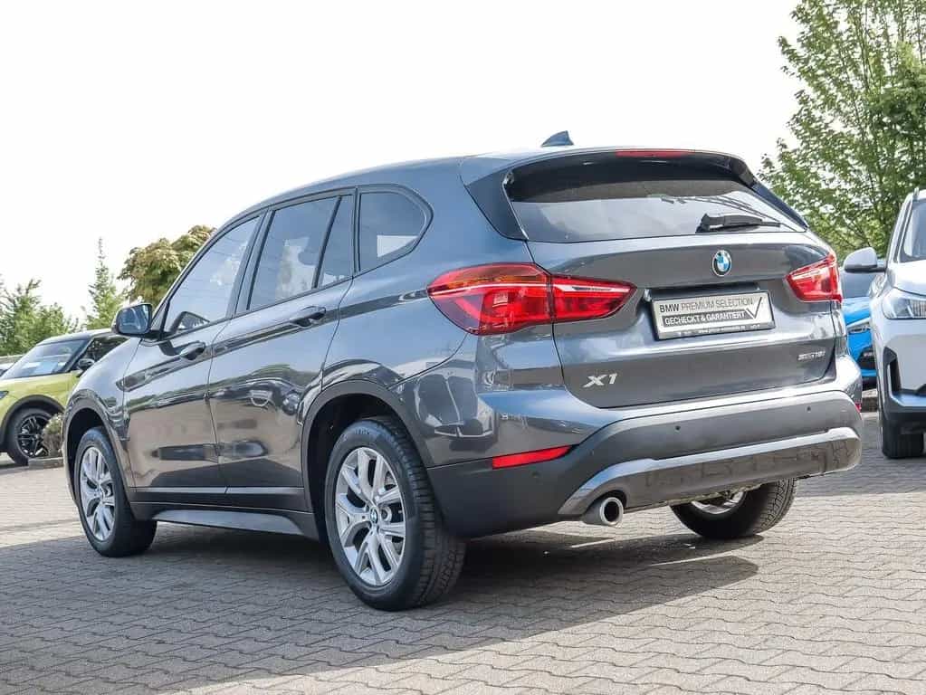 BMW X1 sDrive18i Advantage+AHK+SHZ+PDC+Tempomat+DAB+ 04/2021-photo-5