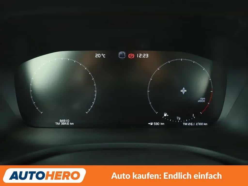 Volvo V60 2.0 D3 Momentum *NAVI*LED*TEMPO*CAM*PDC*SHZ* 11/2018-photo-19