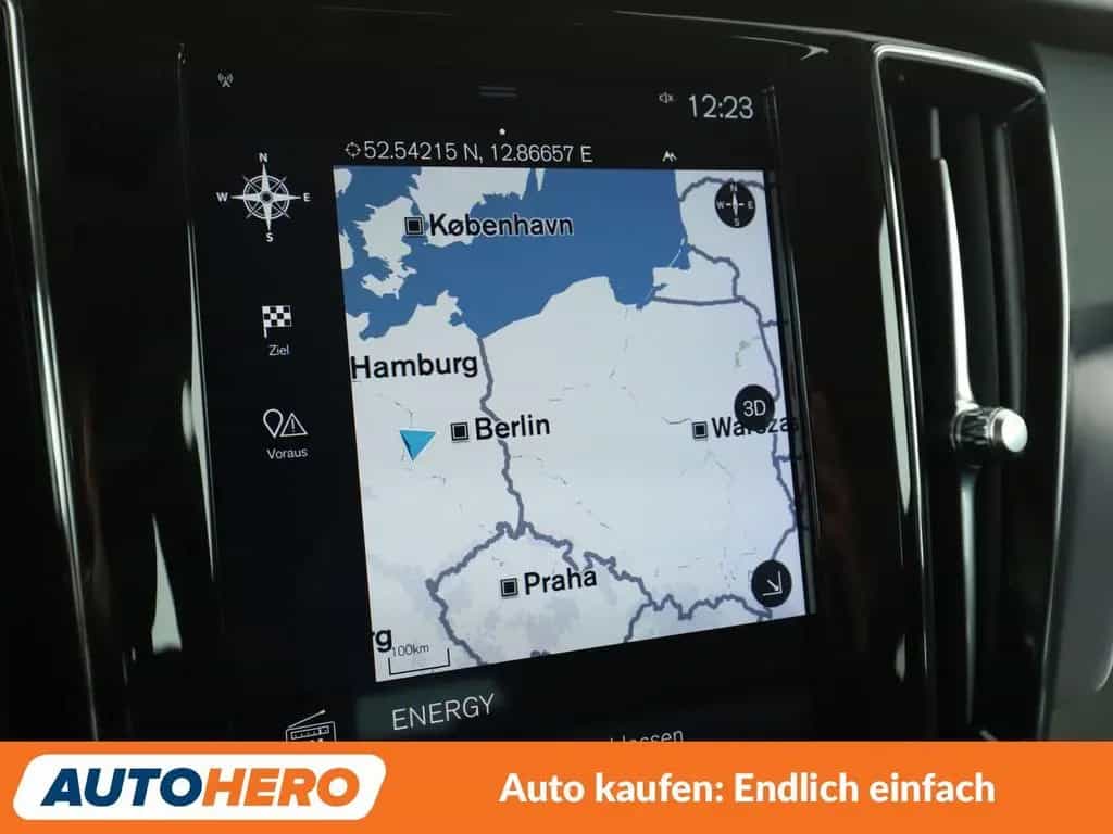Volvo V60 2.0 D3 Momentum *NAVI*LED*TEMPO*CAM*PDC*SHZ* 11/2018-photo-20