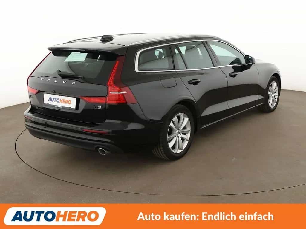Volvo V60 2.0 D3 Momentum *NAVI*LED*TEMPO*CAM*PDC*SHZ* 11/2018-photo-5