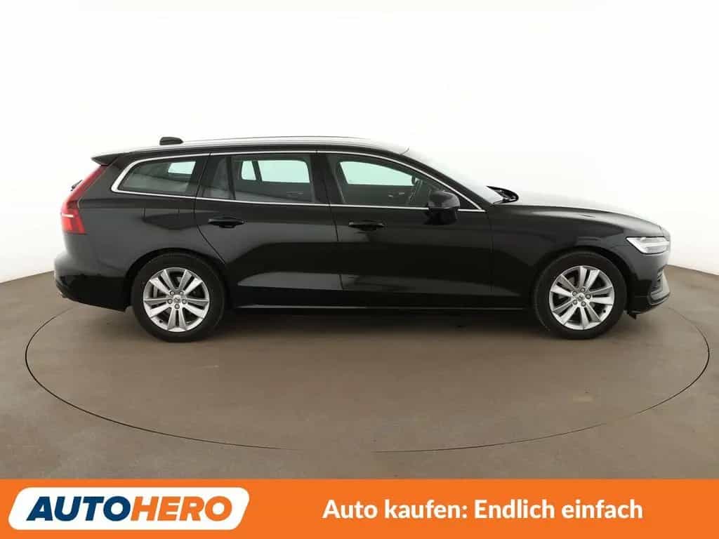 Volvo V60 2.0 D3 Momentum *NAVI*LED*TEMPO*CAM*PDC*SHZ* 11/2018-photo-6