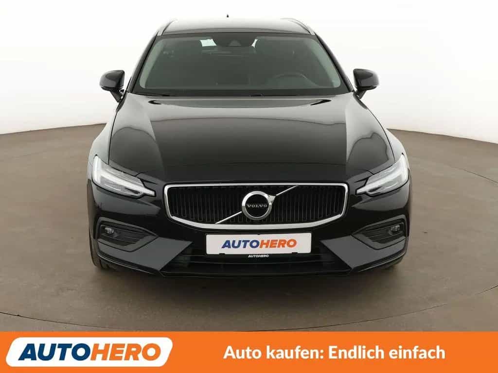 Volvo V60 2.0 D3 Momentum *NAVI*LED*TEMPO*CAM*PDC*SHZ* 11/2018-photo-8