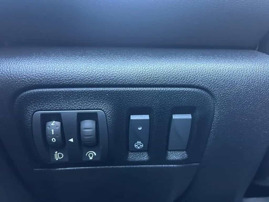 Renault Megane Business LED*Winterpaket*Android/Apple*Na 12/2020-photo-22