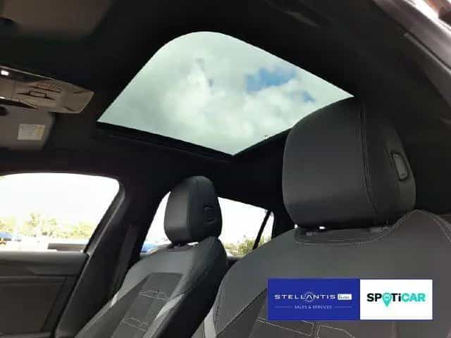 Opel Astra LST Ultimate 130 1.2 EAT8 SchDach Navi Int 11/2023-photo-17