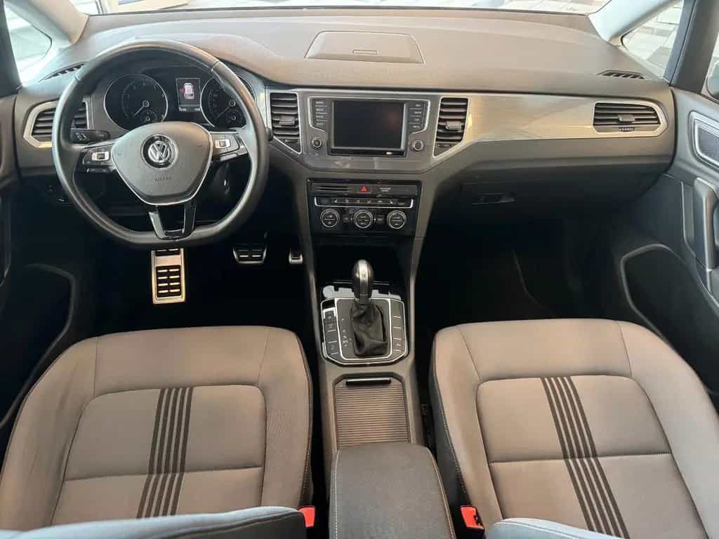 Volkswagen Golf Sportsvan VII 7G-DCT PTS SHZ Navi Bi-Xenon 08/2016-photo-10