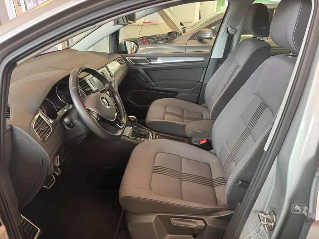 Volkswagen Golf Sportsvan VII 7G-DCT PTS SHZ Navi Bi-Xenon 08/2016-photo-6