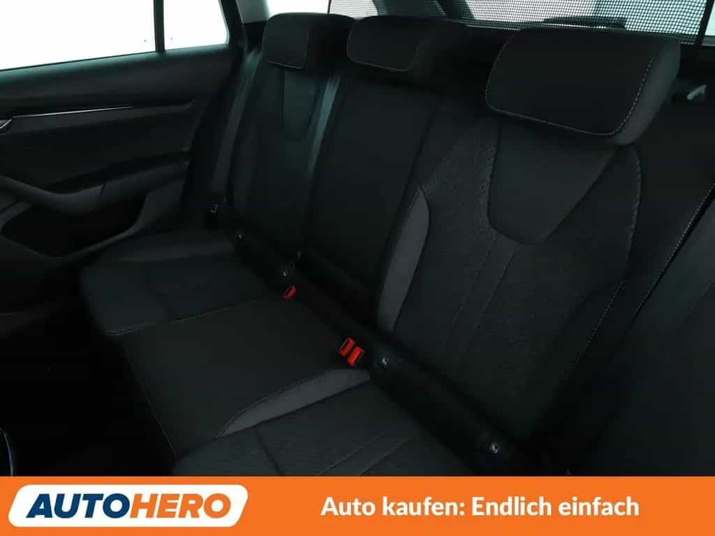 Skoda Octavia 1.5 TSI ACT e-TEC Clever Aut.*NAVI*LED* 03/2022-photo-13