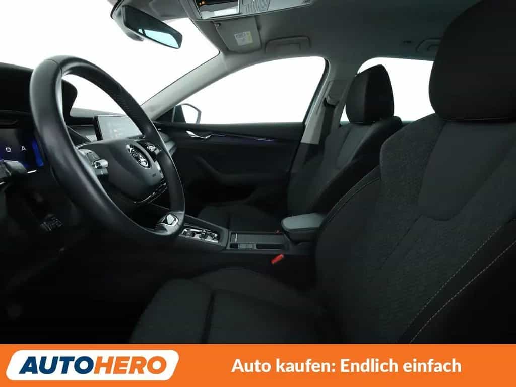 Skoda Octavia 1.5 TSI ACT e-TEC Clever Aut.*NAVI*LED* 03/2022-photo-9