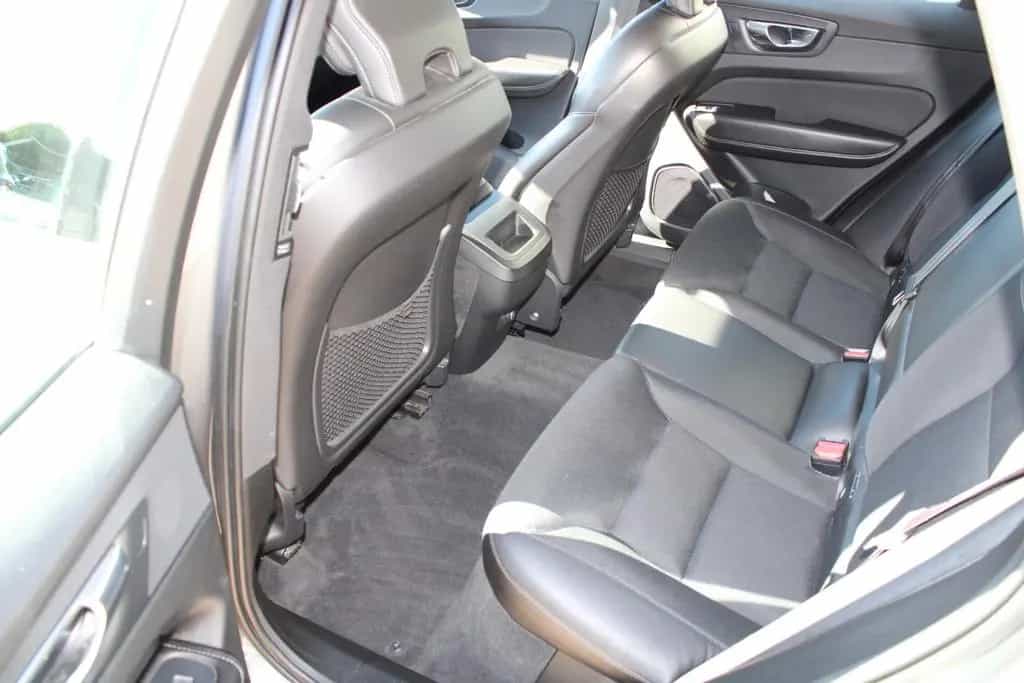 Volvo XC60 Momentum 2WD* Autom.*LED*Navi* 05/2019-photo-11
