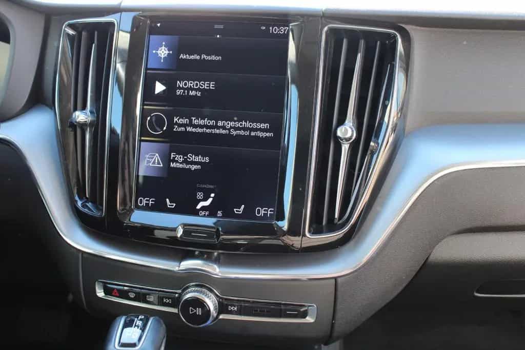 Volvo XC60 Momentum 2WD* Autom.*LED*Navi* 05/2019-photo-18