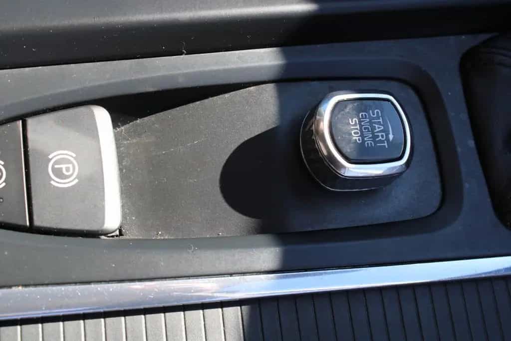 Volvo XC60 Momentum 2WD* Autom.*LED*Navi* 05/2019-photo-21