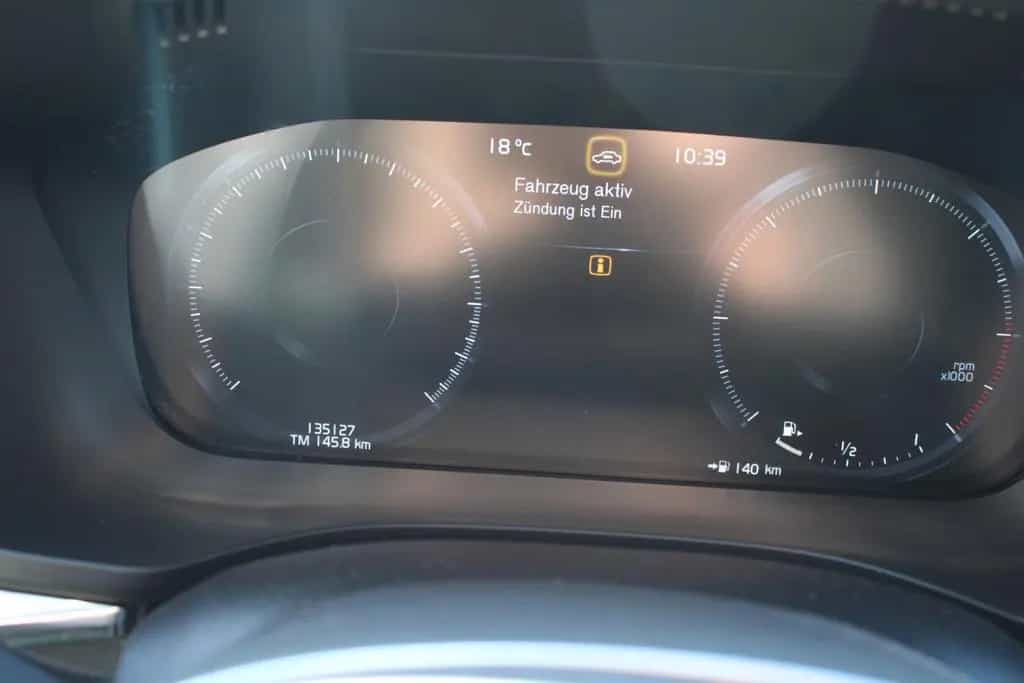 Volvo XC60 Momentum 2WD* Autom.*LED*Navi* 05/2019-photo-22