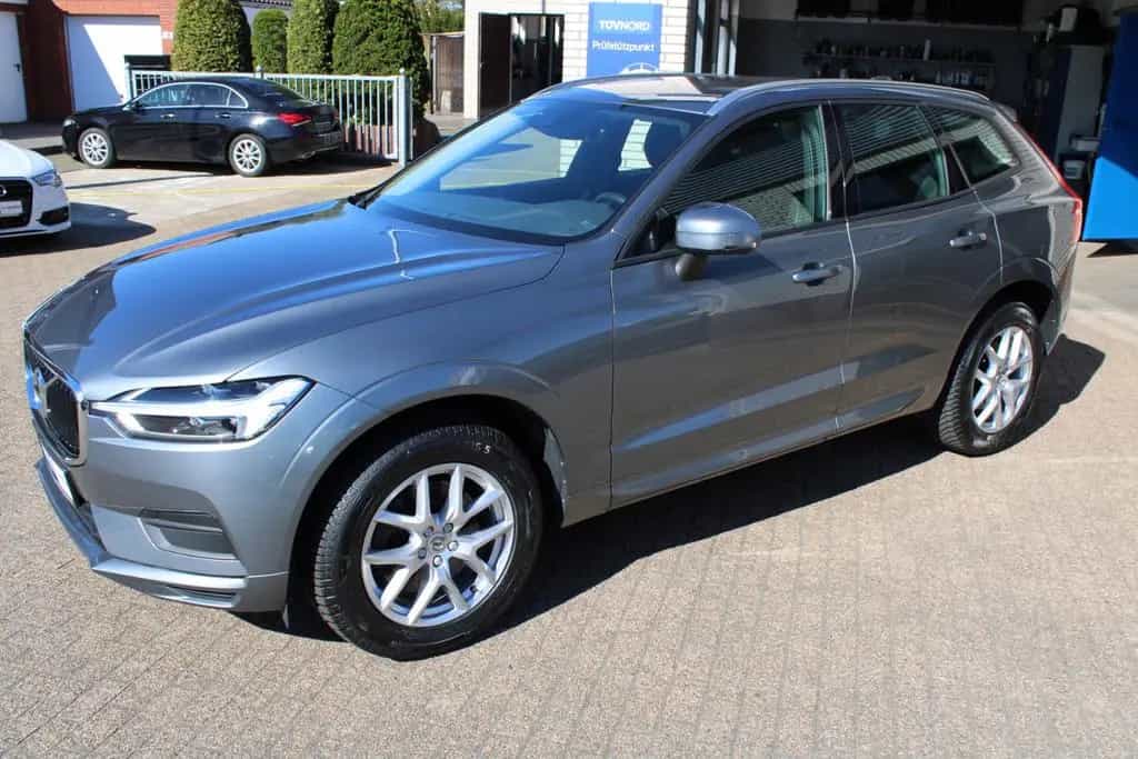 Volvo XC60 Momentum 2WD* Autom.*LED*Navi* 05/2019-photo-9