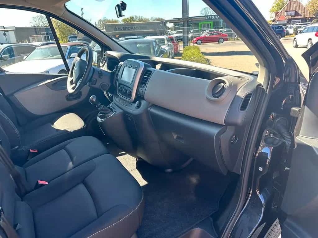Renault Trafic Combi L2H1 Expression NAVI TMP 9 Sitzer 02/2018-photo-13