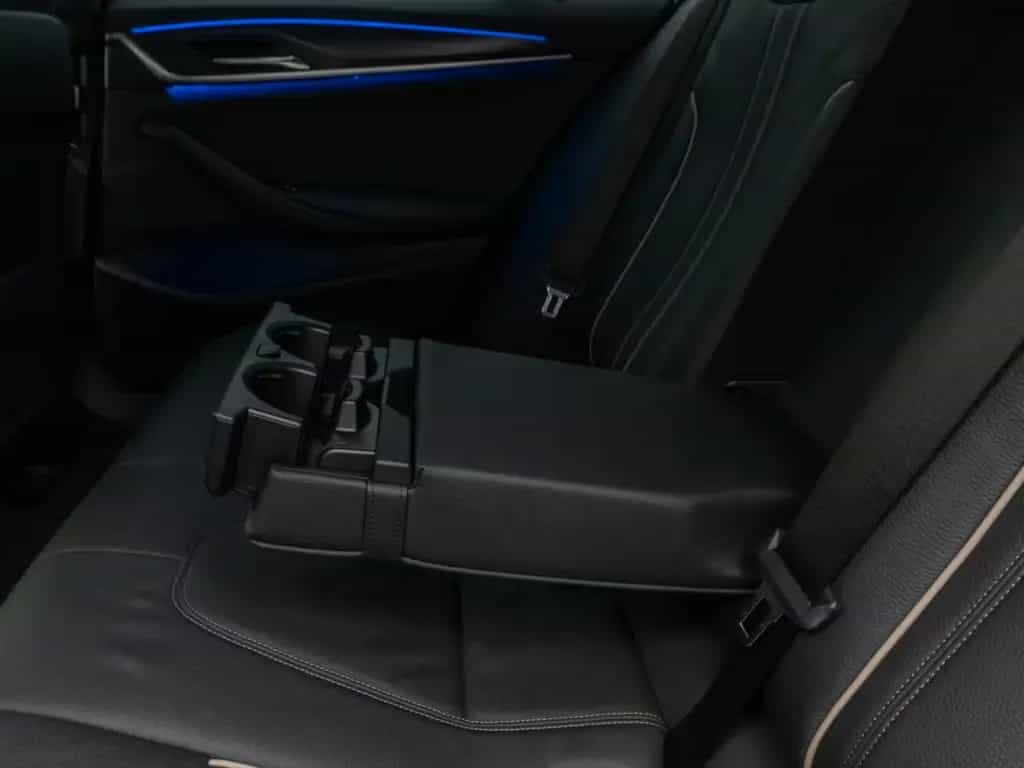 BMW 5 Series 520d M Sport Kamera DAB HiFi Stop&Go Komfort 02/2022-photo-27